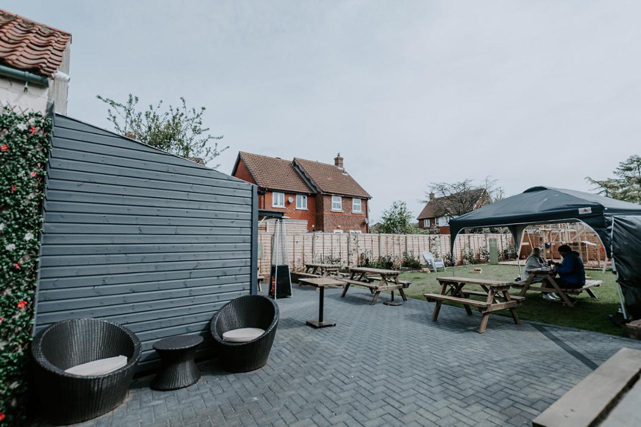 The Royal Oak Hotel Heckington Exterior photo